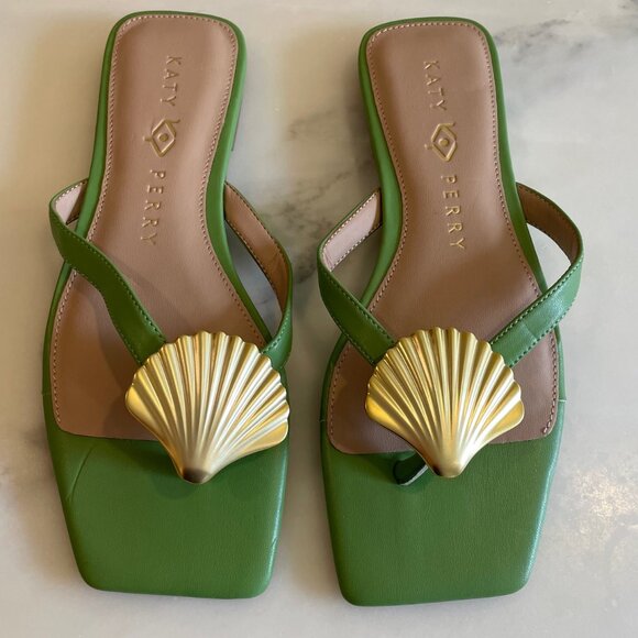 Katy Perry Camie Shell Sandal in Green, Size 6 - Picture 2 of 5